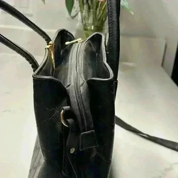 NWOT Crossi Black Vegan Leather Tote Shoulder Bag - Picture 12 of 12